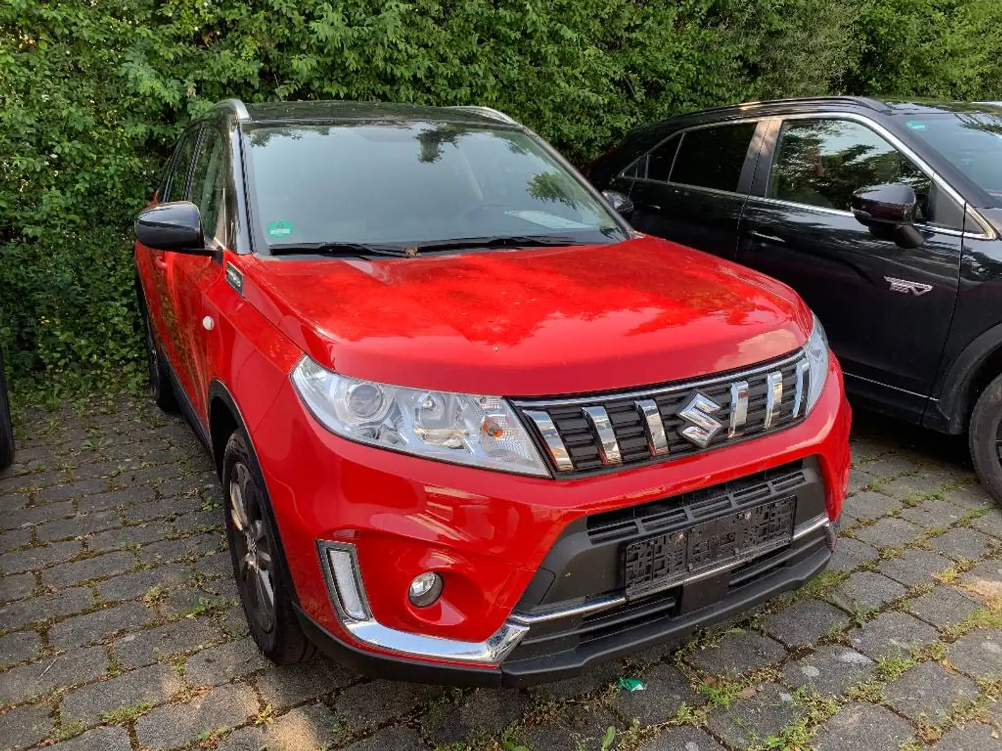 Suzuki Vitara 1.0 Rot - 1