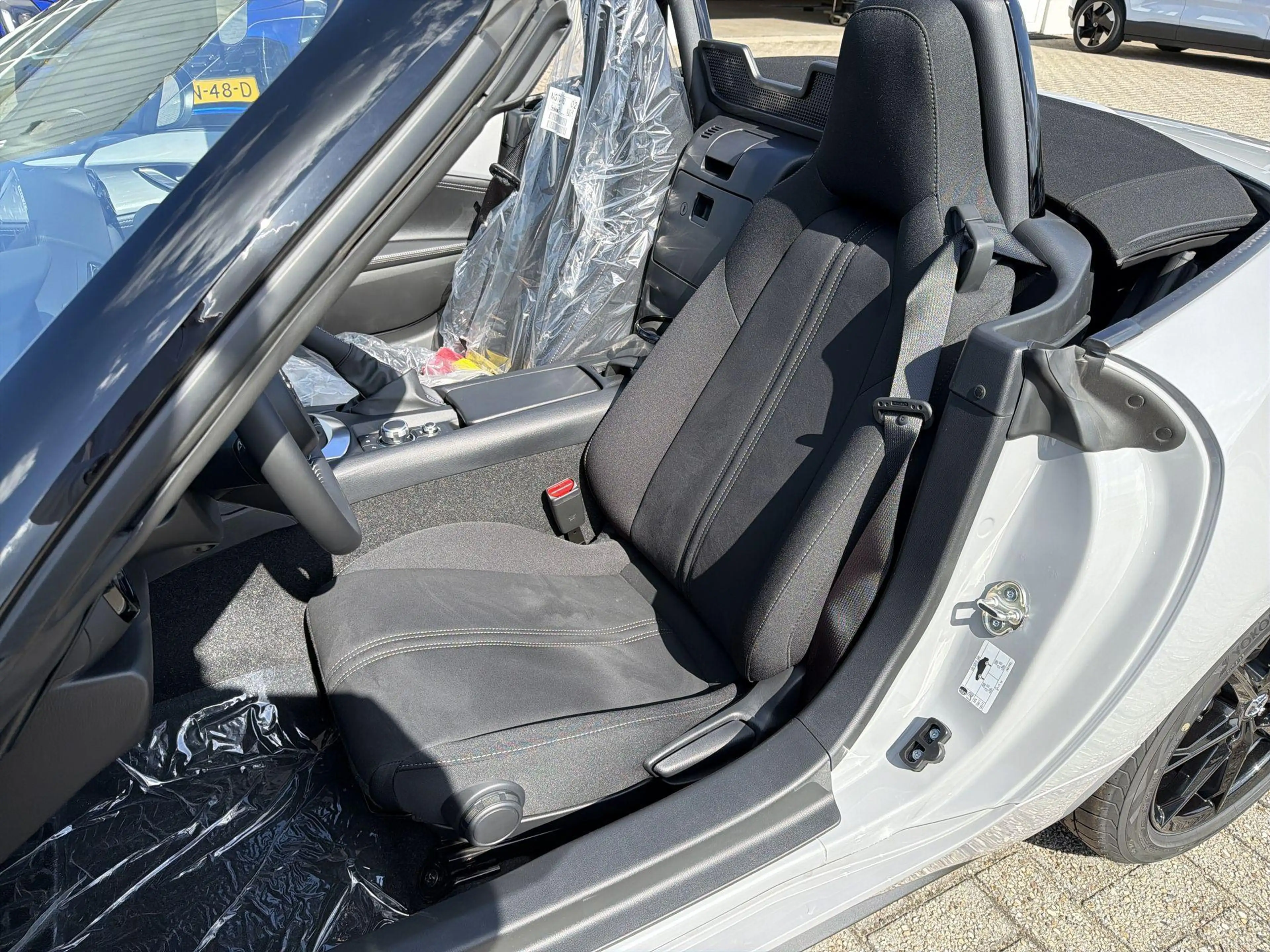 Mazda MX-5 1.5 SkyActiv-G 132 Prime-Line — photo 11