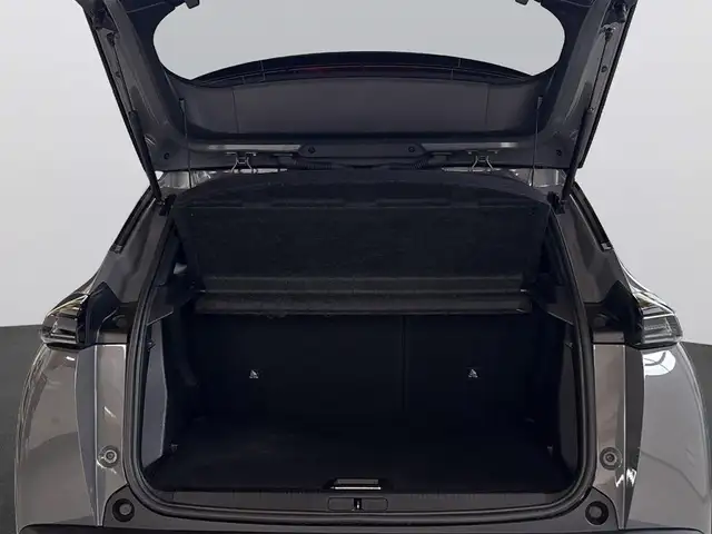 Peugeot 2008 view 7