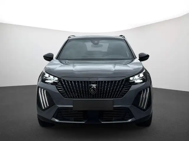 Peugeot 2008 view 2