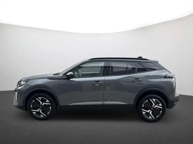 Peugeot 2008 view 4