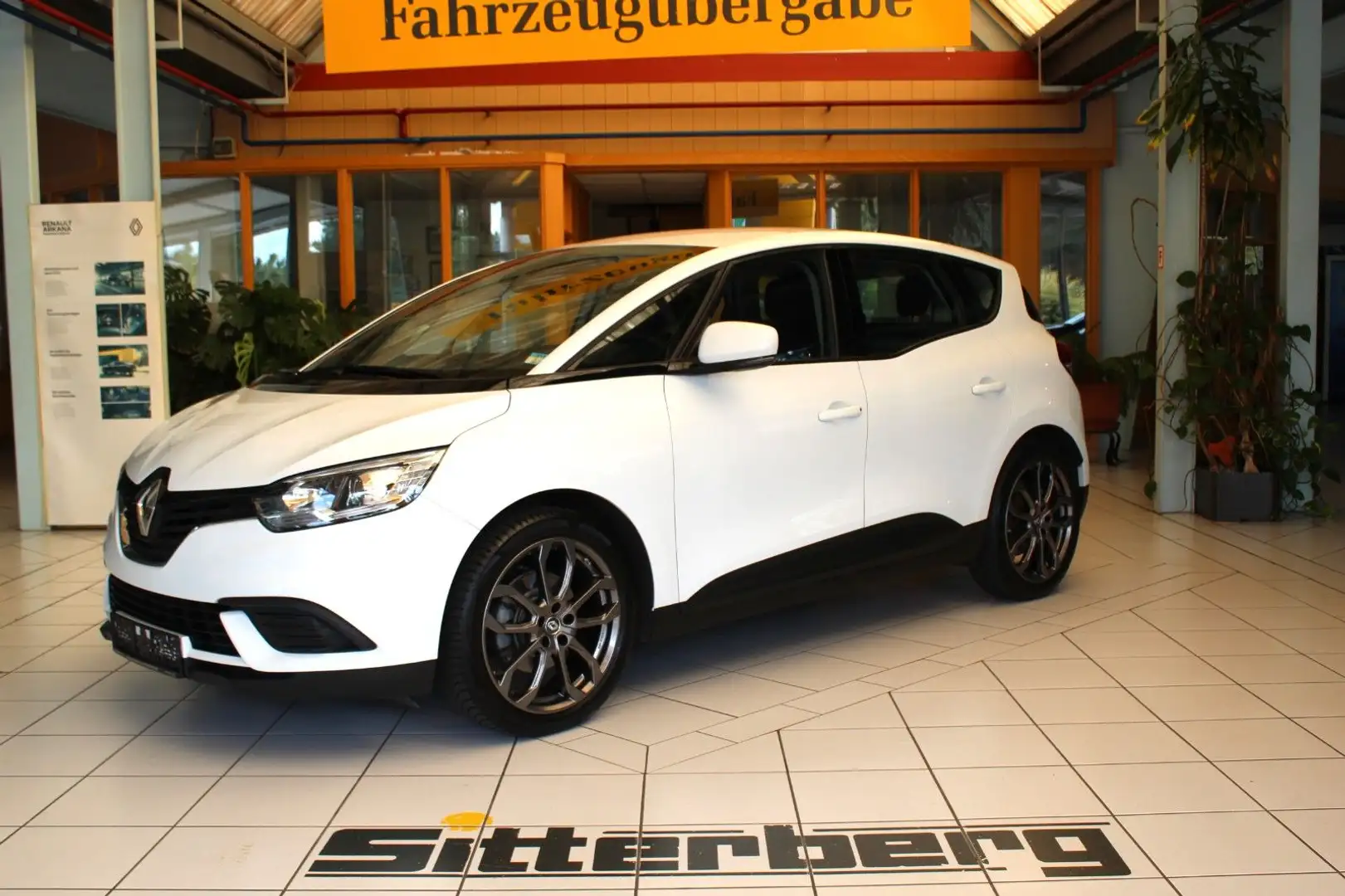 Renault Scenic IV Life ENERGY TCe 115 Weiß - 2