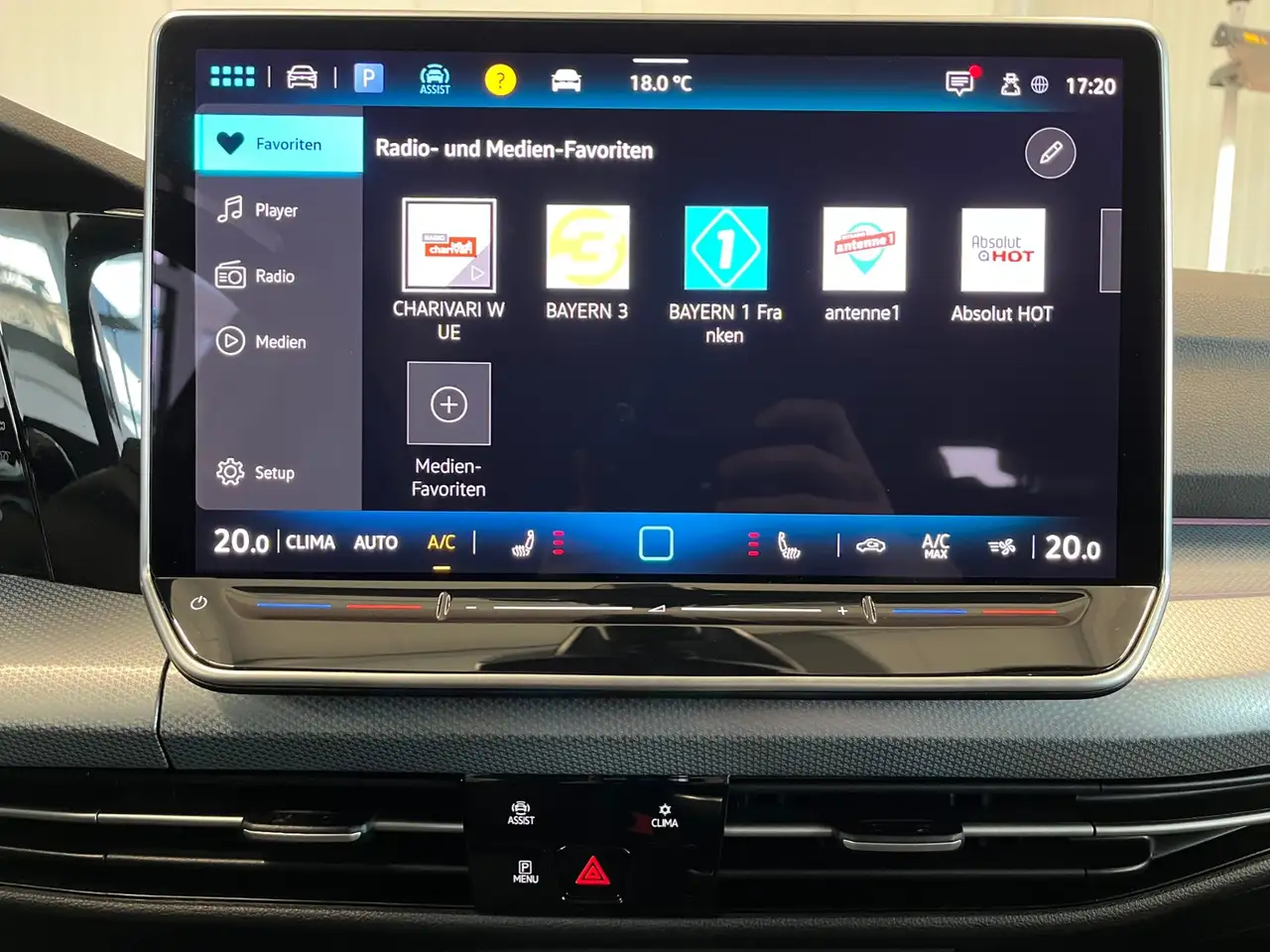 Volkswagen Golf VIII GOAL 1.5 TSI Navi AHK LED-Plus Travel Assist 17
