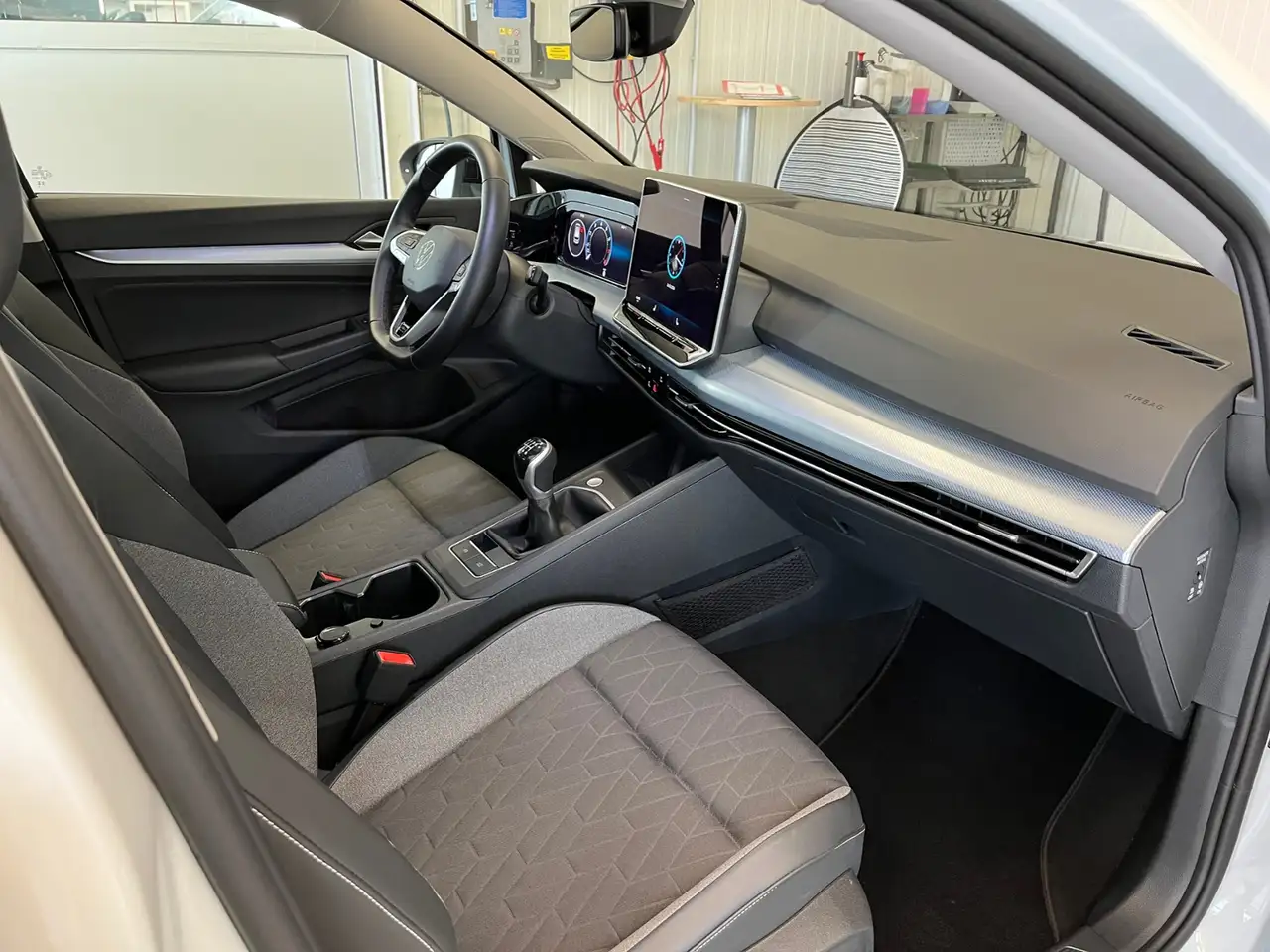 Volkswagen Golf VIII GOAL 1.5 TSI Navi AHK LED-Plus Travel Assist 12