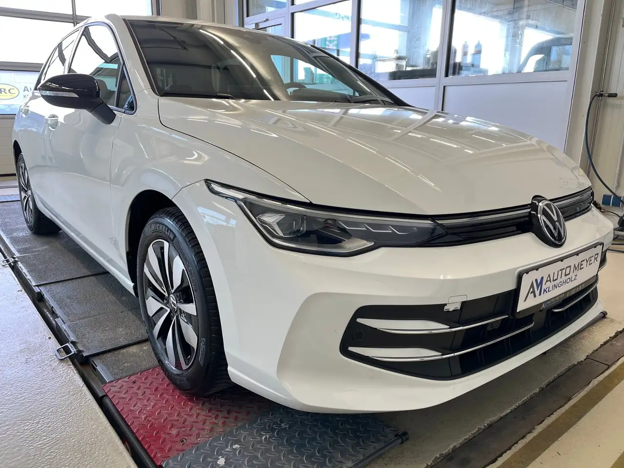 Volkswagen Golf VIII GOAL 1.5 TSI Navi AHK LED-Plus Travel Assist 5