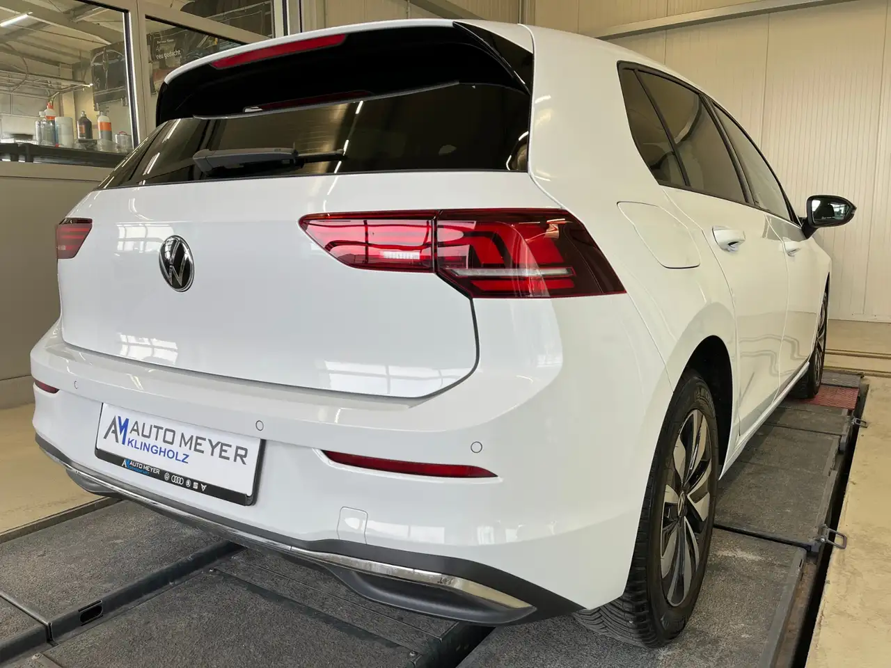 Volkswagen Golf VIII GOAL 1.5 TSI Navi AHK LED-Plus Travel Assist 4