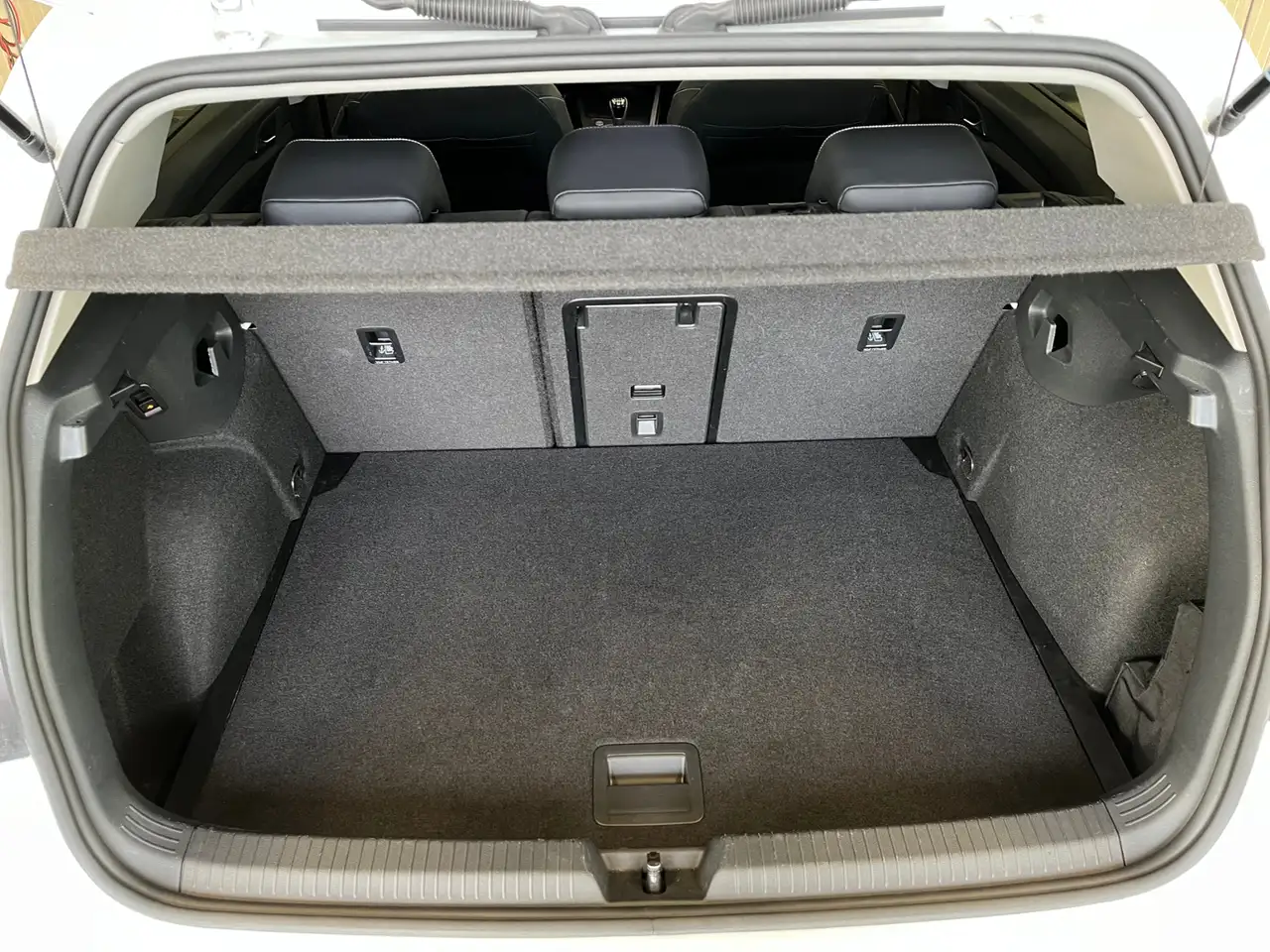 Volkswagen Golf VIII GOAL 1.5 TSI Navi AHK LED-Plus Travel Assist 10