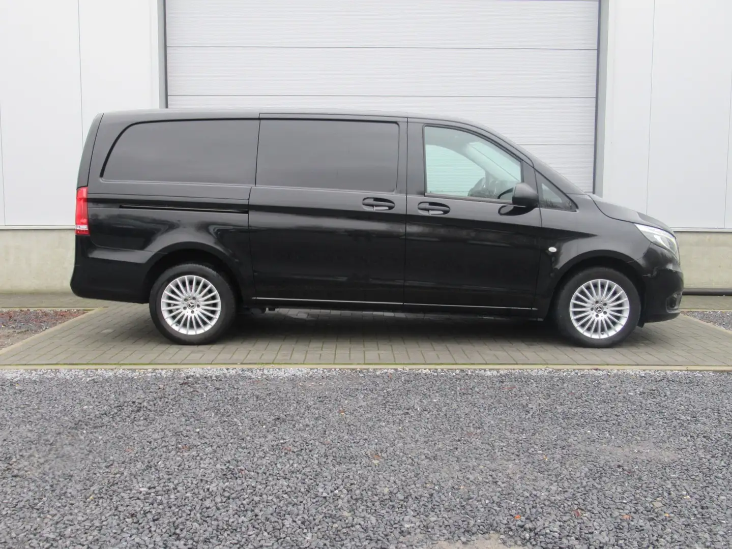 Mercedes-Benz Vito 119 CDi L2 Aut. / LED / Leder / Navi / Camera / .. Noir - 2
