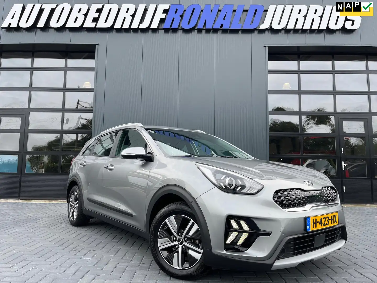 Kia Niro 1.6 GDi Hybrid DynamicLine NL.Auto/Camera/Carplay/ Grijs - 1