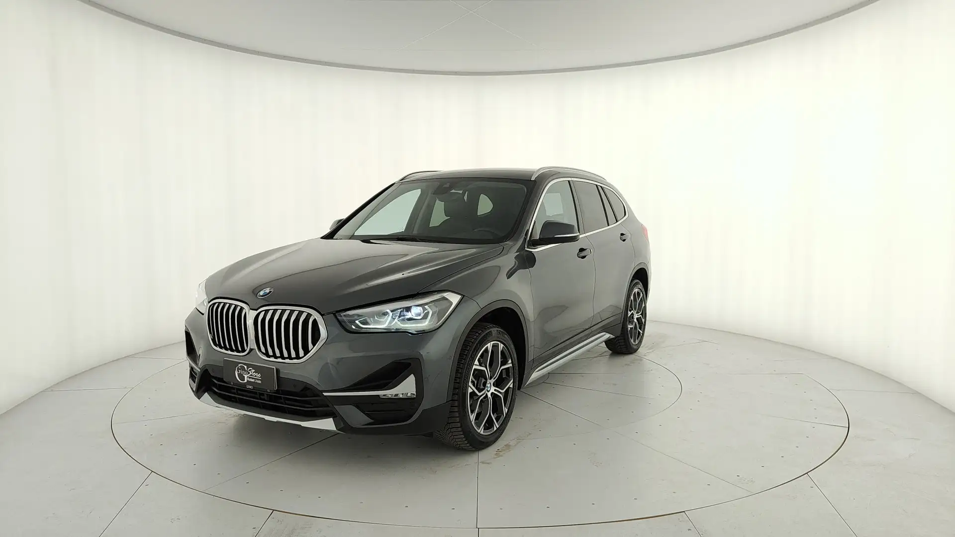 BMW X1 sdrive16d xLine auto Grigio - 1