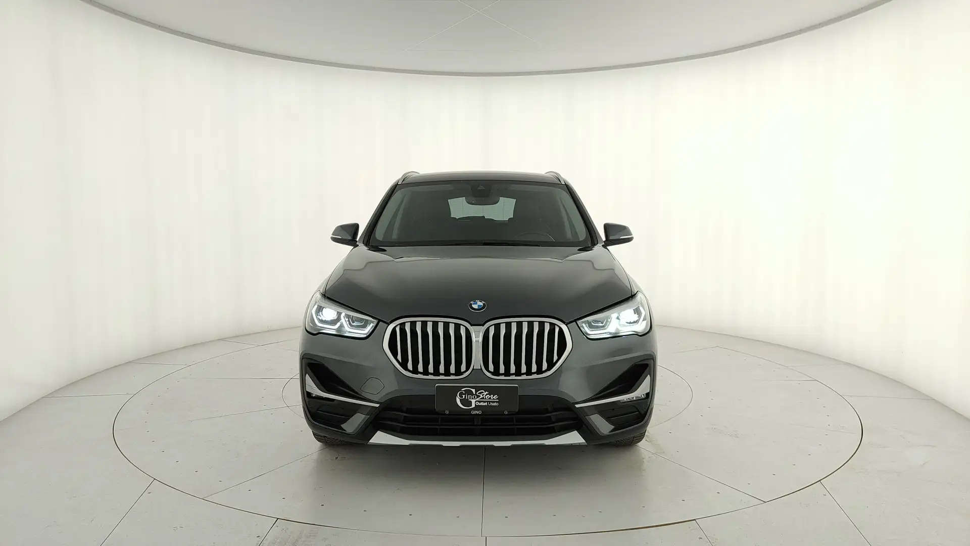 BMW X1 sdrive16d xLine auto Grigio - 2