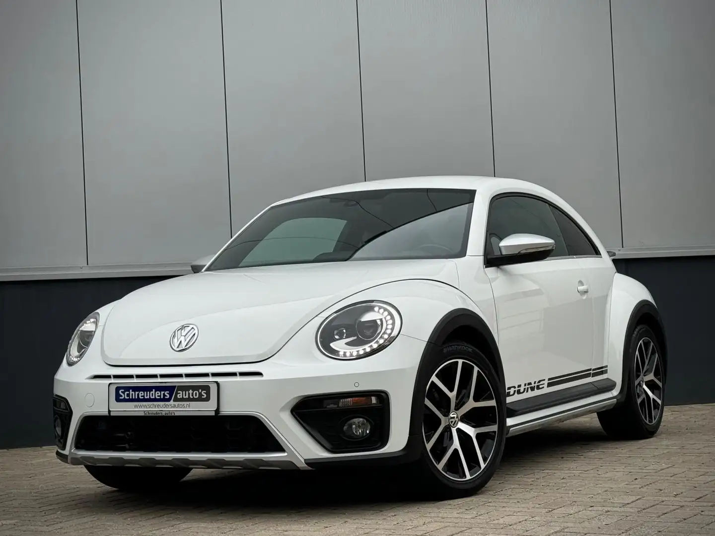 Volkswagen Beetle 1.2 TSI DUNE Wit - 1