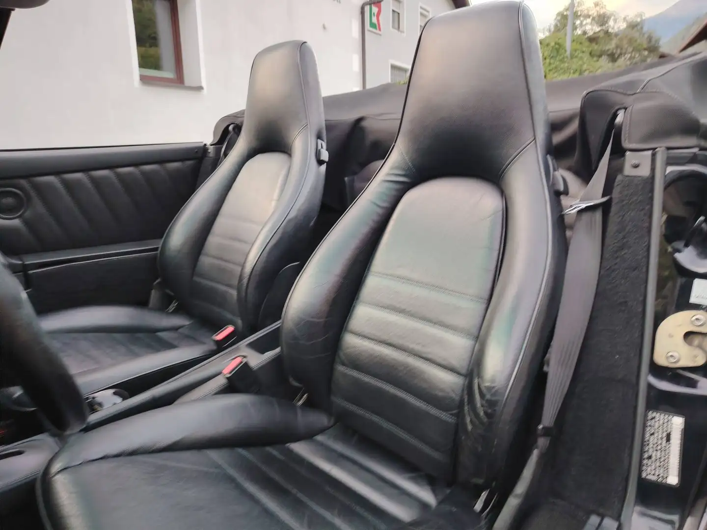 Porsche 911 911 Carrera 2 Cabrio Tiptronic Schwarz - 2