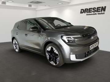 RWD Premium + el. AHK + Panoramadach + Fahrerassis