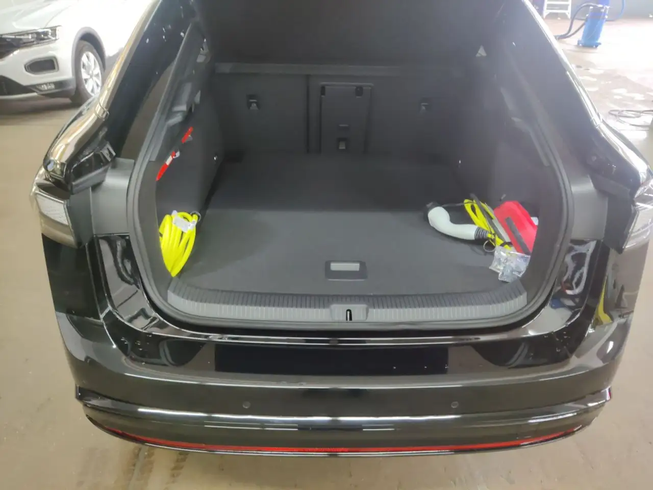 Volkswagen ID.7 Pro HeadUp Massagesitze SideAssist, Winterr 10