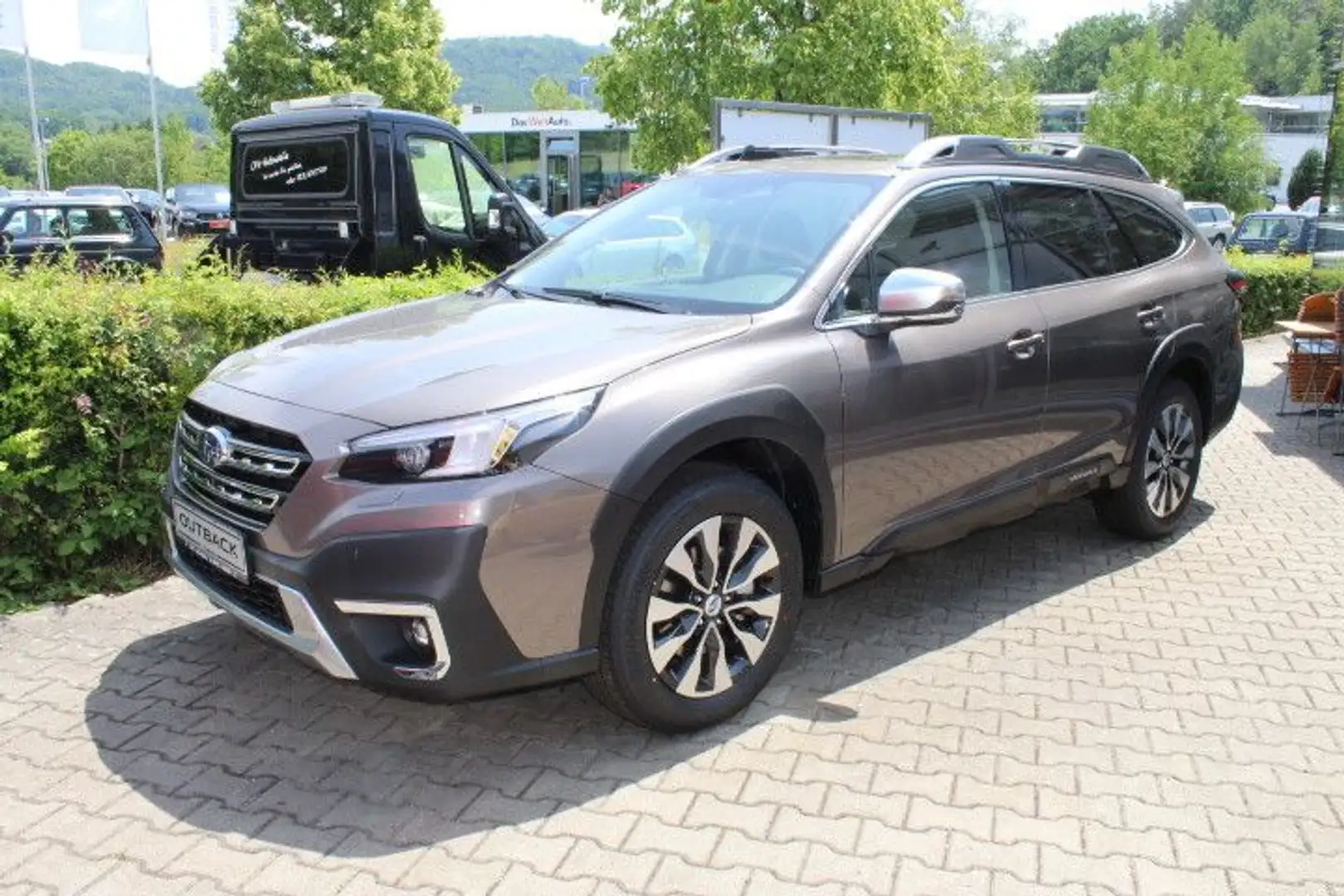 Subaru OUTBACK 2.5i Platinum Lineartronic+AHK Коричневый - 1
