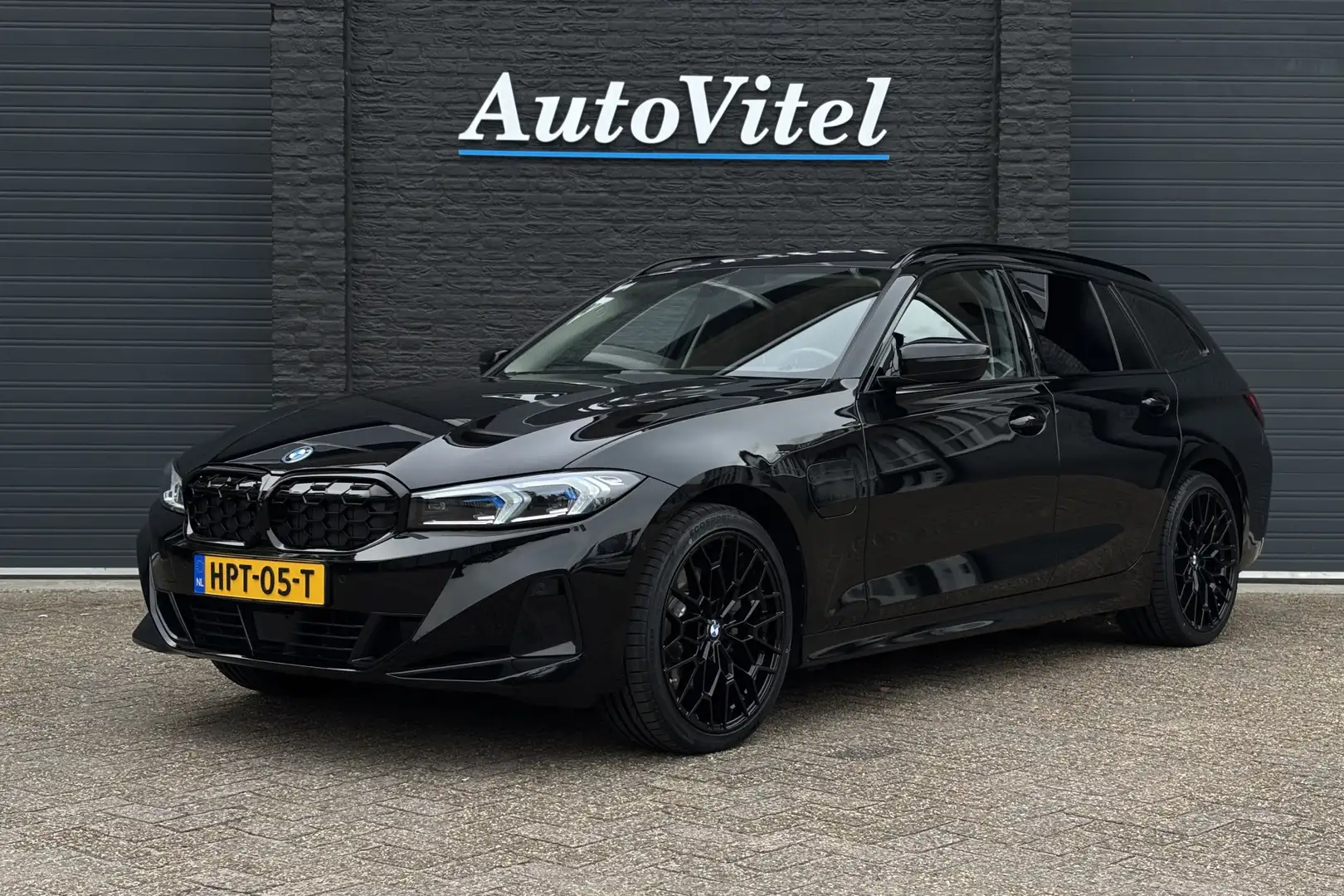 BMW 330 3-serie Touring 330e xDrive | Head-Up | Sportleder Negro - 1