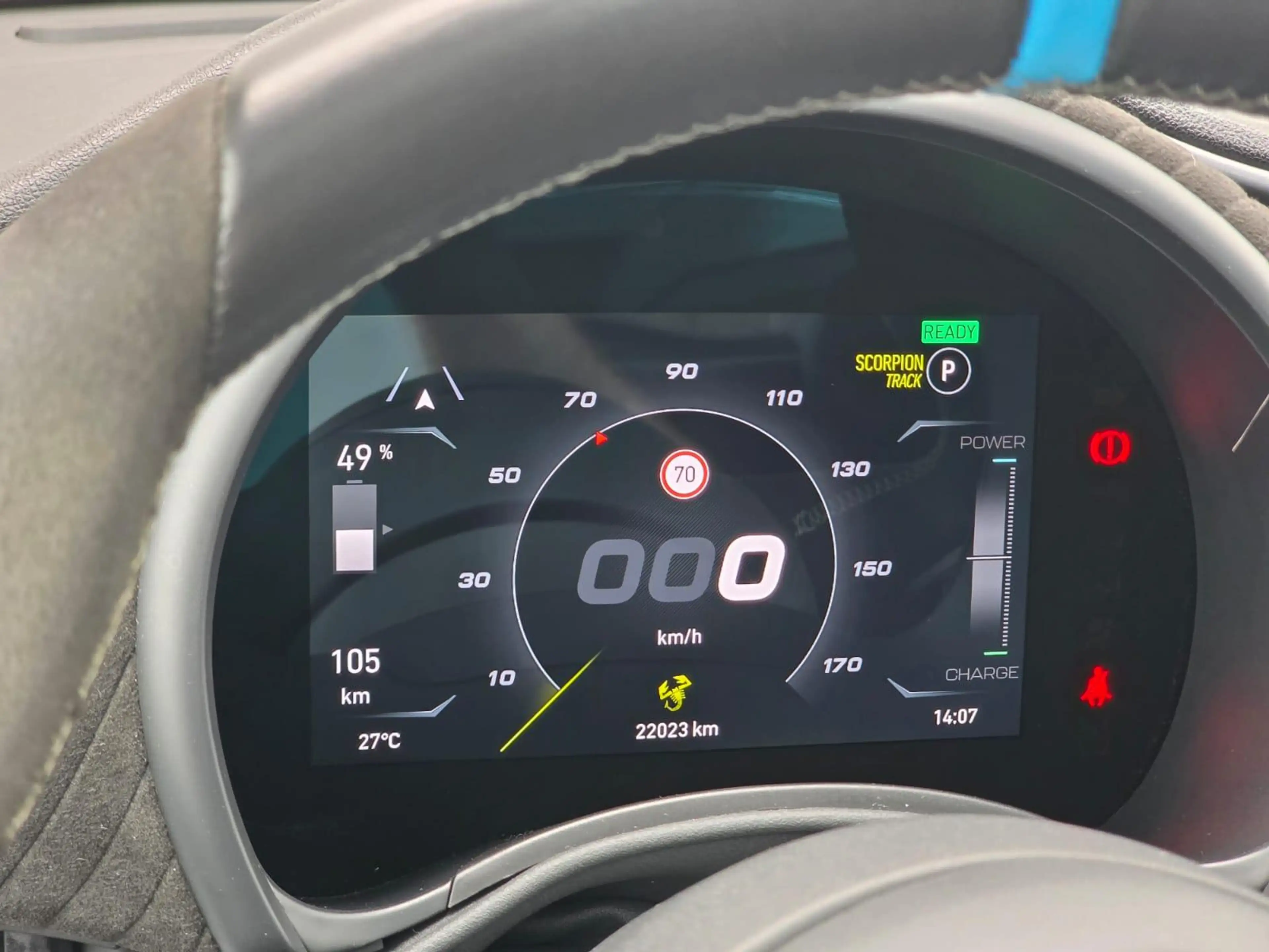 Abarth 500 Turismo 42 kWh Navigatie | Parkeercamera | Glasdak — photo 13