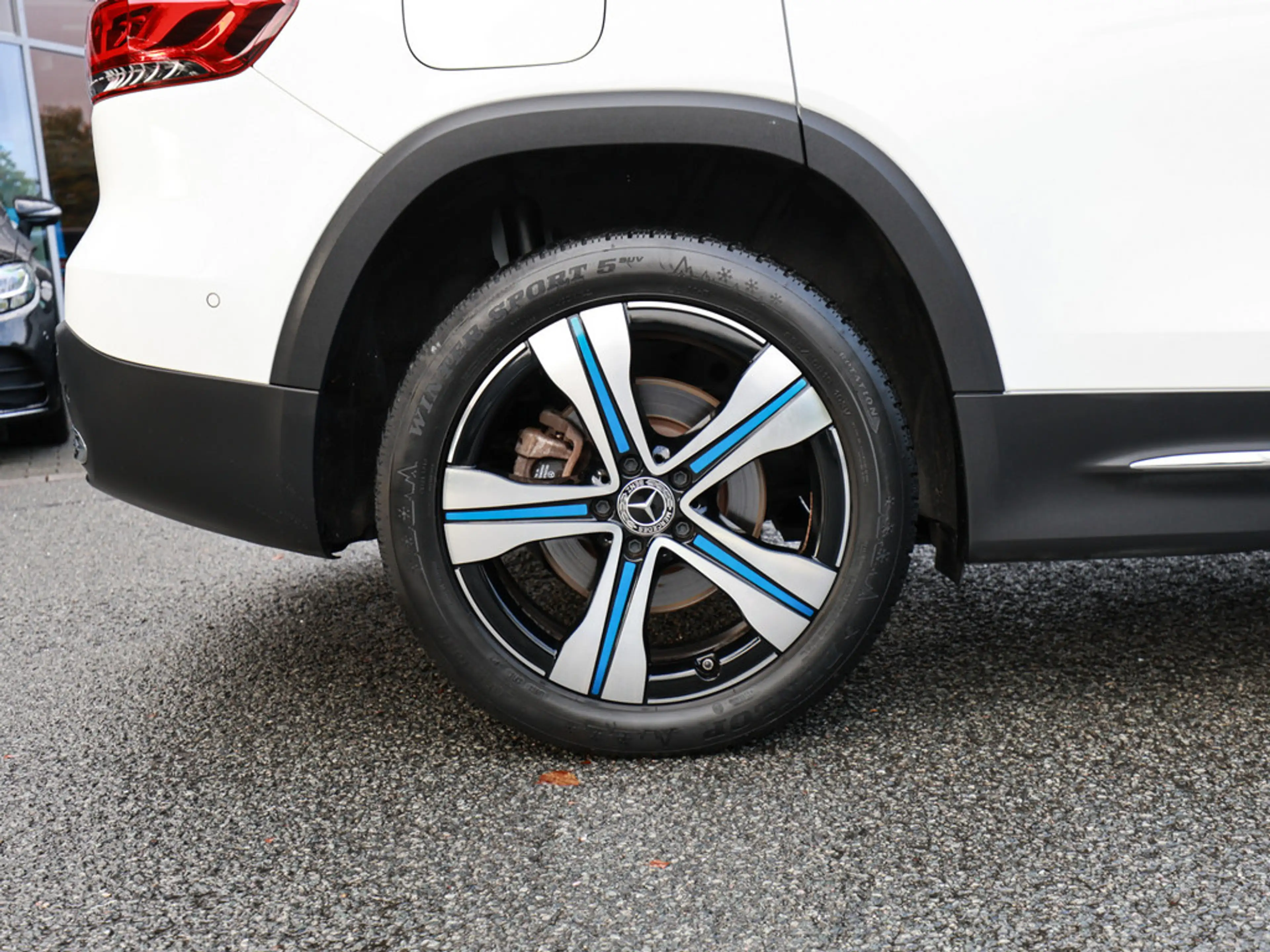 Mercedes-Benz EQB 250 ElectricArt Advanced LED NAVI KAMERA — photo 11