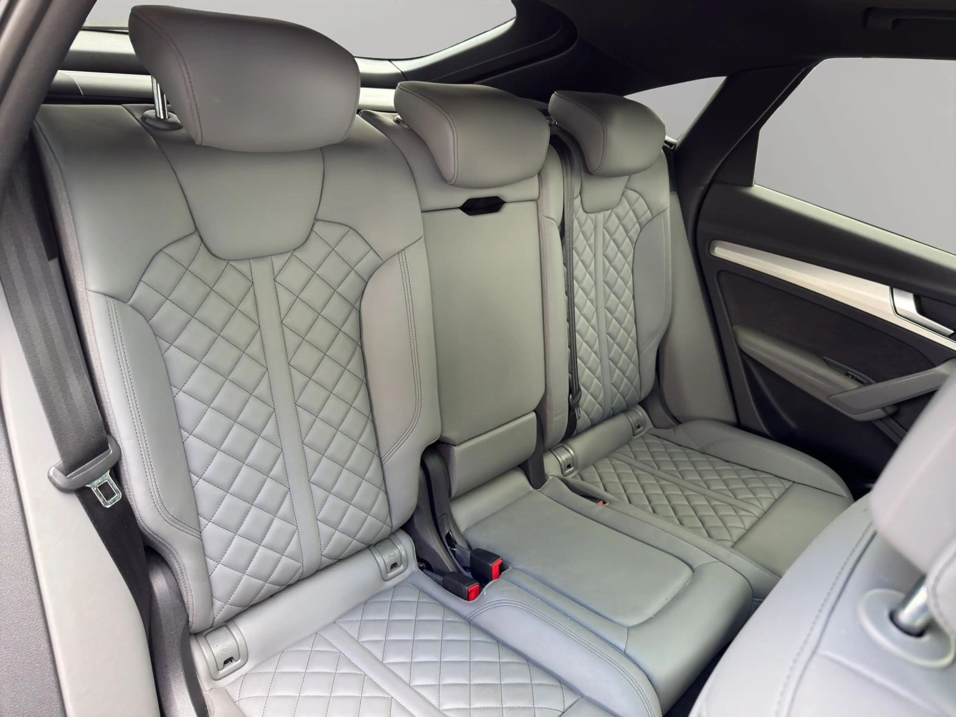Audi SQ5 3.0 TDI qu. tiptronic AHK+NAVI+ACC — photo 15