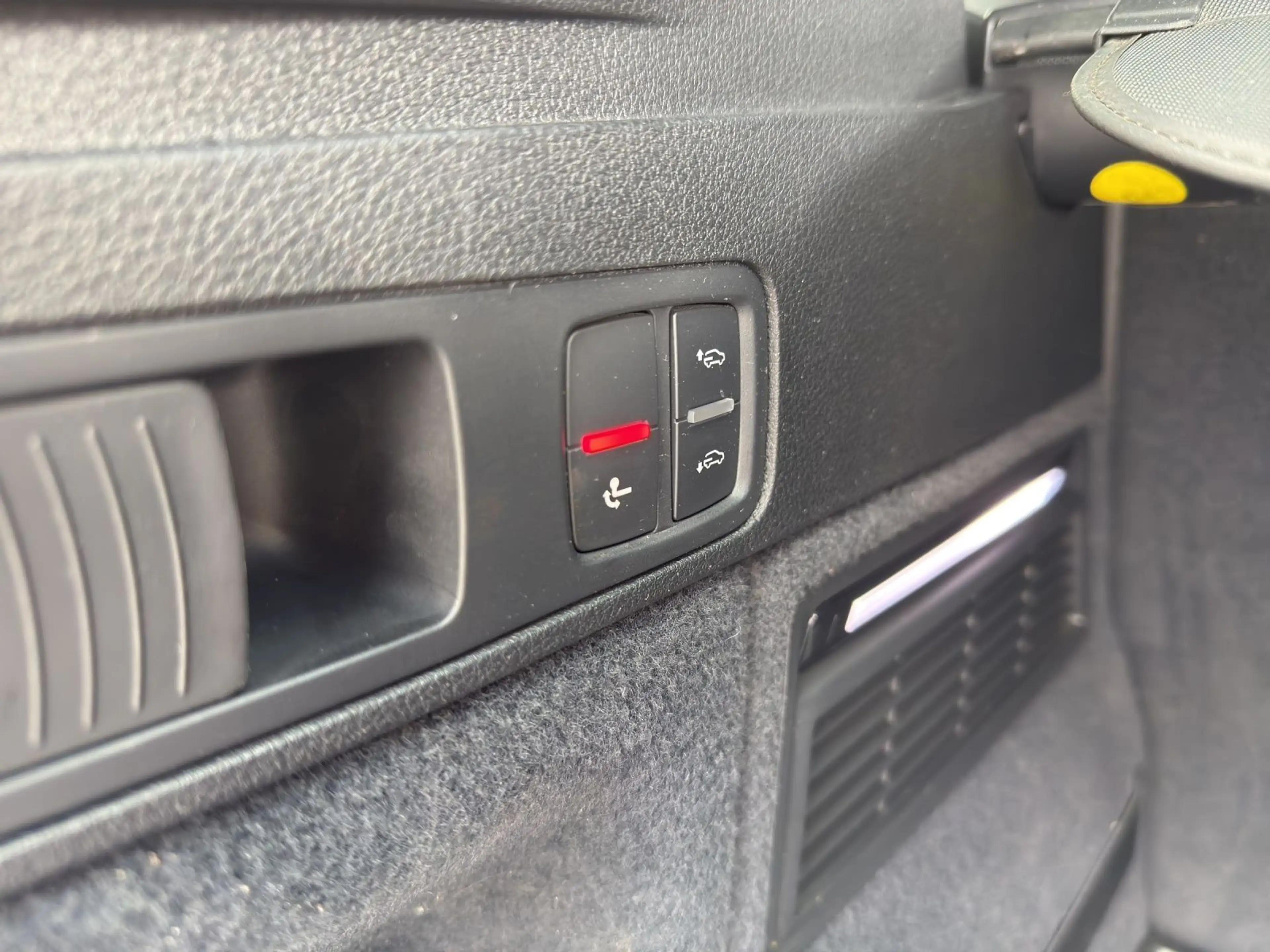 Audi SQ5 3.0 TDI qu. tiptronic AHK+NAVI+ACC — photo 17