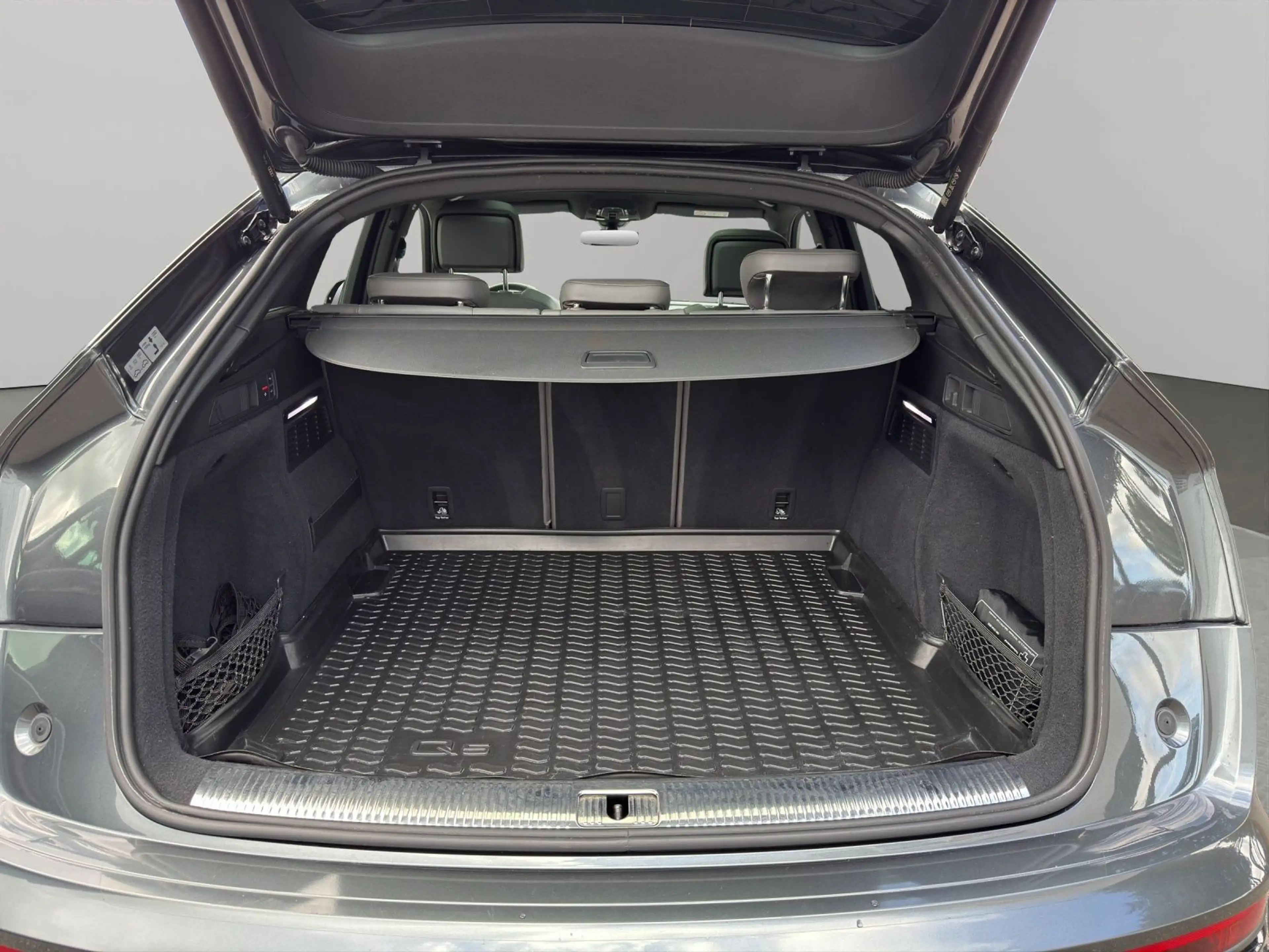 Audi SQ5 3.0 TDI qu. tiptronic AHK+NAVI+ACC — photo 16