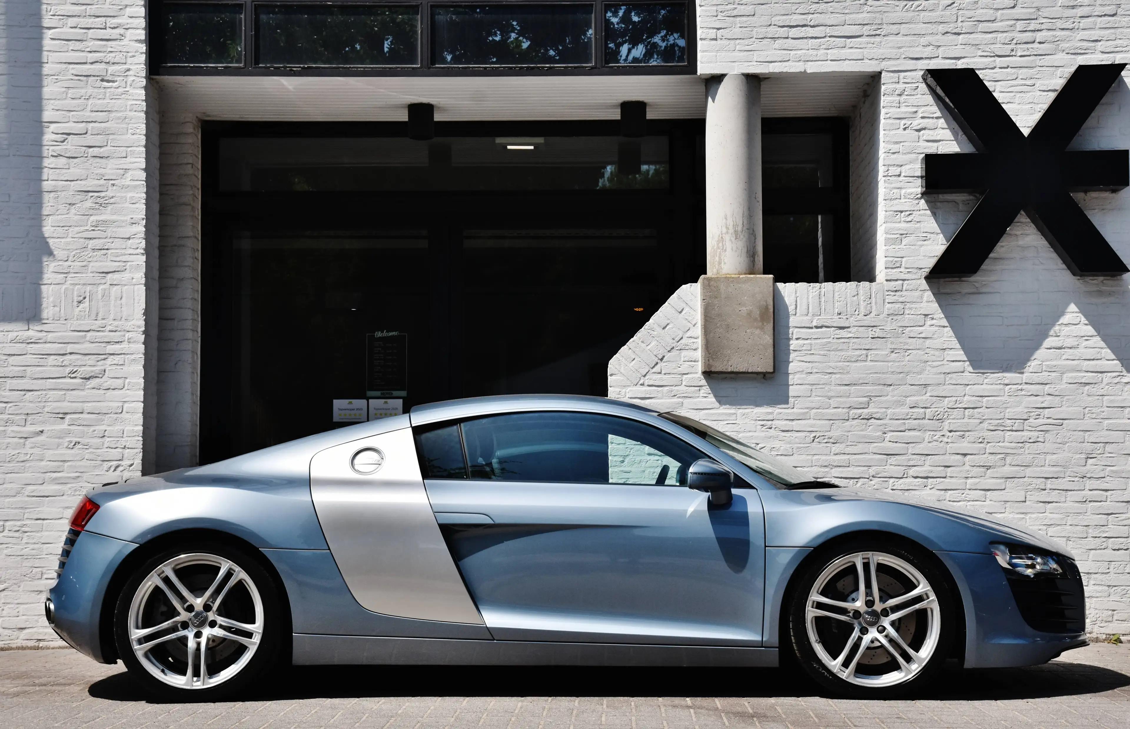 Audi R8 4.2i V8 QUATTRO FSI R TRONIC ***FULL HISTORY*** — photo 3
