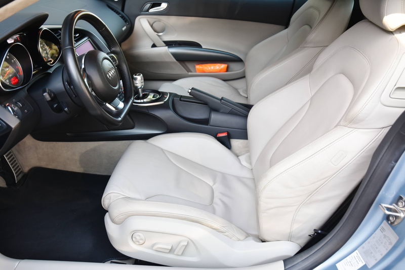 Audi R8 4.2i V8 QUATTRO FSI R TRONIC ***FULL HISTORY*** — photo 5