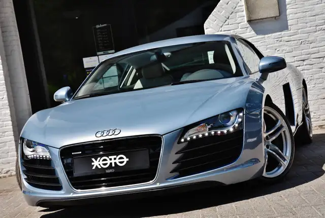 Audi R8 4.2i V8 QUATTRO FSI R TRONIC ***FULL HISTORY***