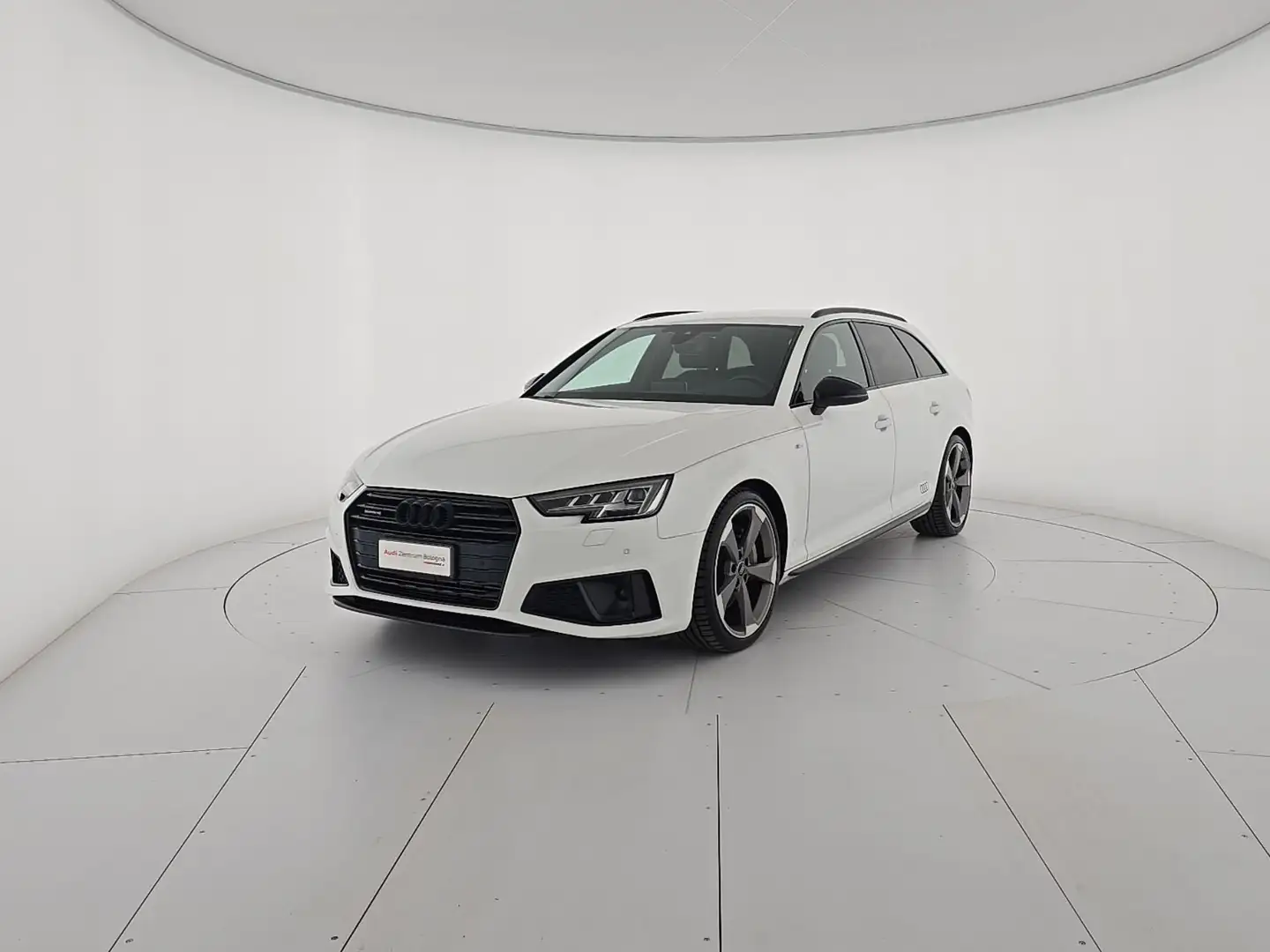 Audi A4 A4 Avant 45 TFSI quattro S tronic S line Bianco - 1