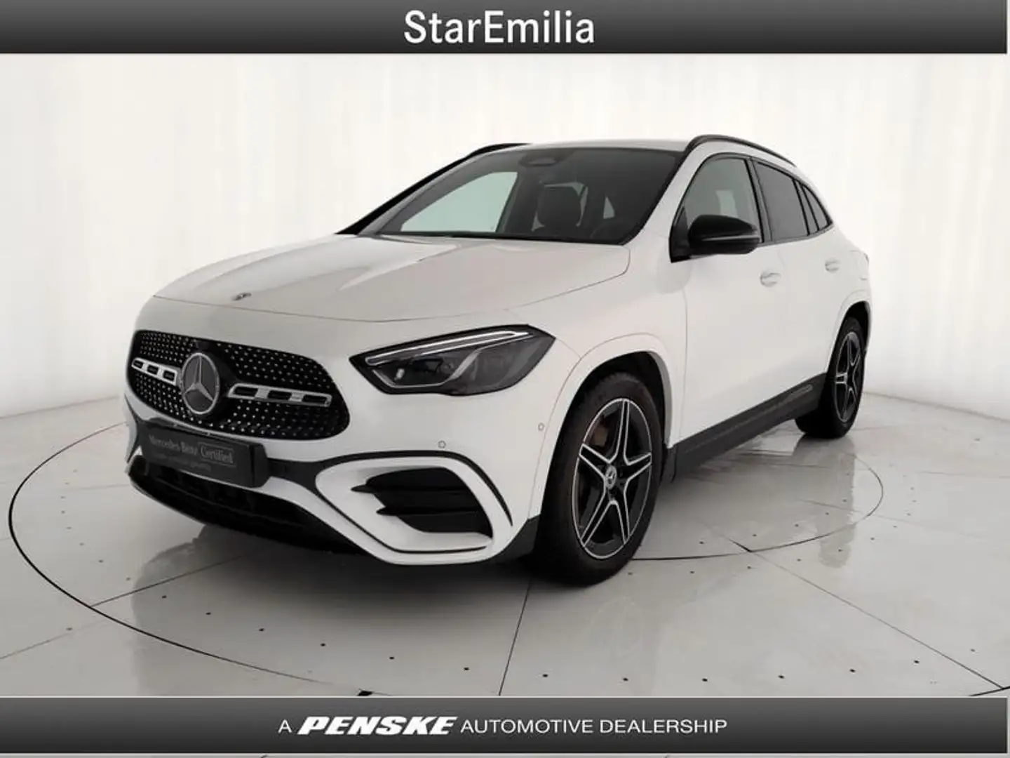 Mercedes-Benz GLA 220 GLA 220 d Automatic 4Matic AMG Line Premium Bílá - 1