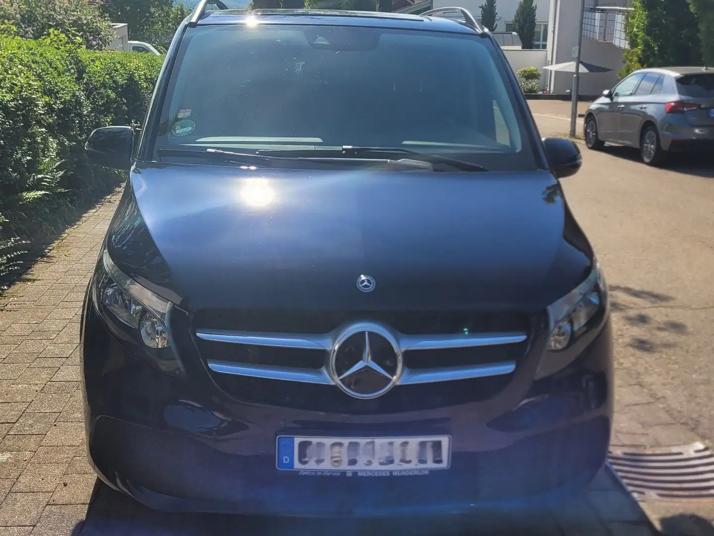 Mercedes-Benz V 220 V-Klasse Diesel d lang 9G-TRONIC Edition 19 Niebieski - 2
