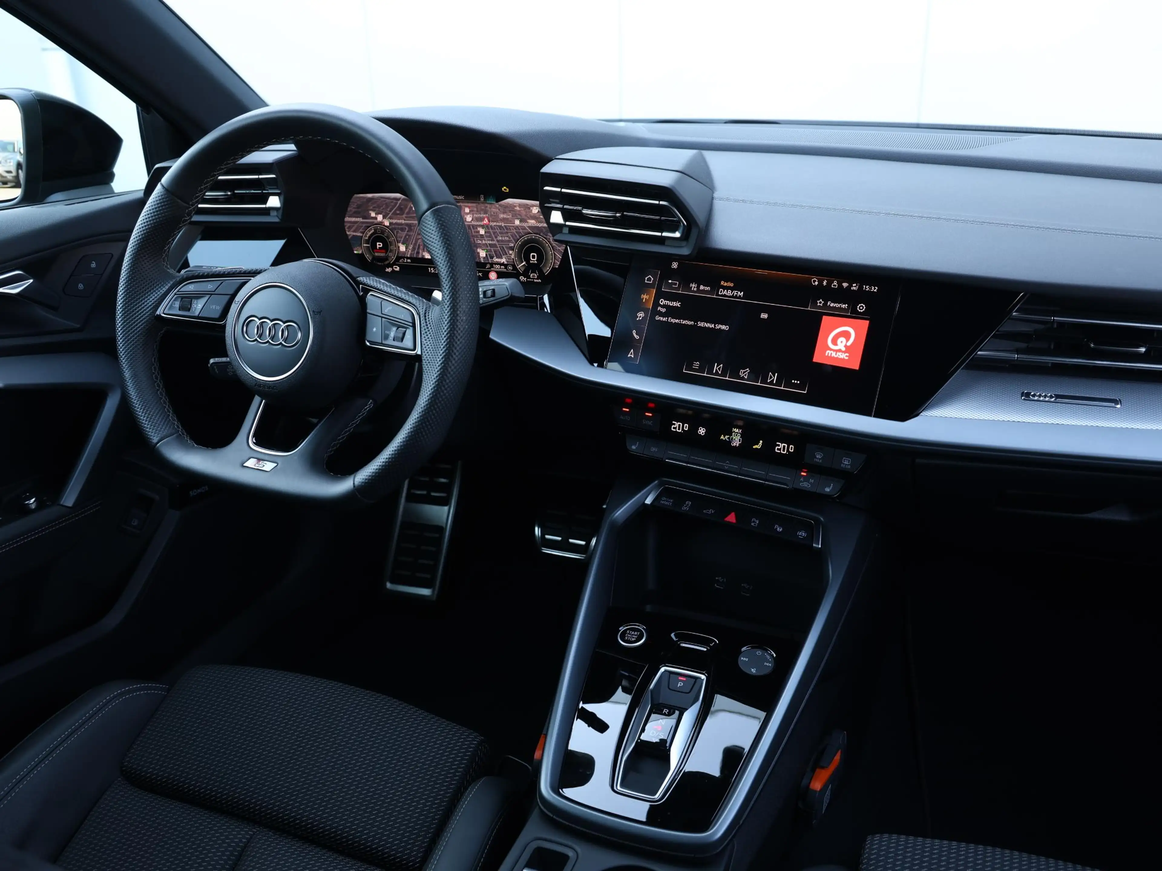 Audi A3 Sportback 45 TFSI e S edition Competition | Sonos — photo 7