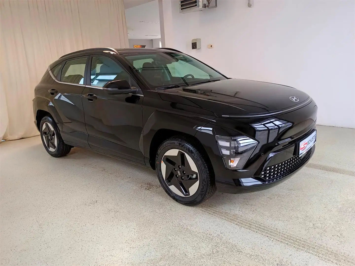 Hyundai KONA EV (SX2) Smart Line 48,6 kWh *Wärmepumpe* Schwarz - 1