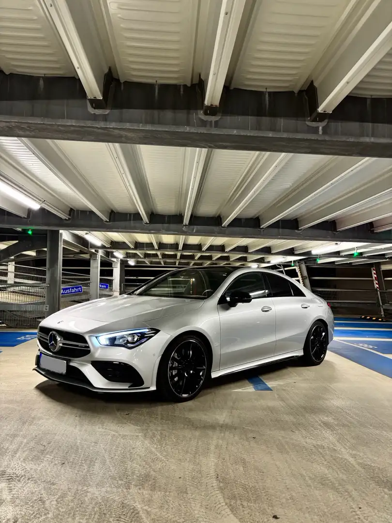 Mercedes-Benz CLA 35 AMG CLA 35 AMG 4Matic (118.351) Grau - 2
