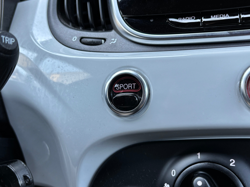 Abarth 595 595 1.4 JET - Jantes 16 - Climatisation - Sièges sport — photo 22