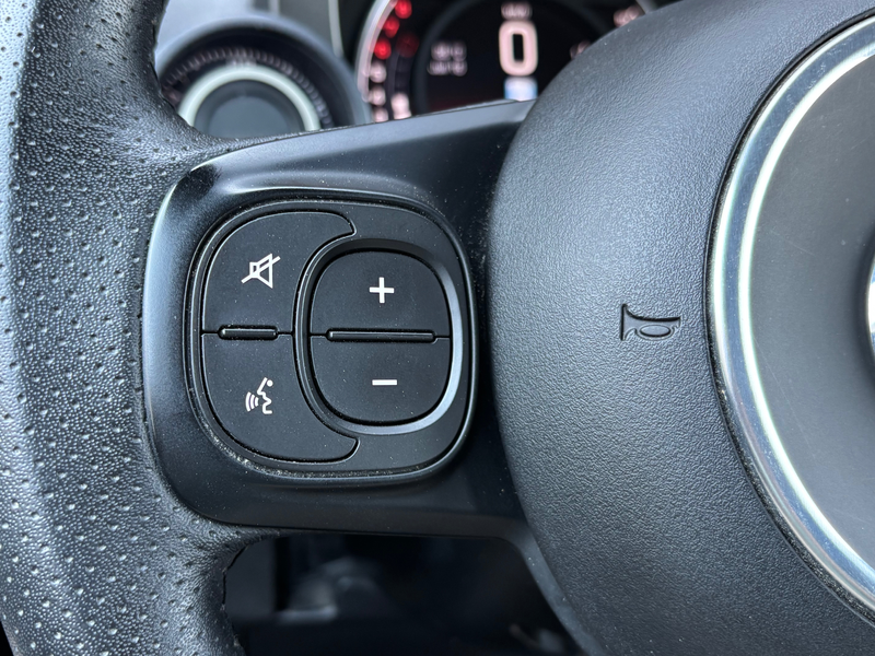 Abarth 595 595 1.4 JET - Jantes 16 - Climatisation - Sièges sport — photo 14