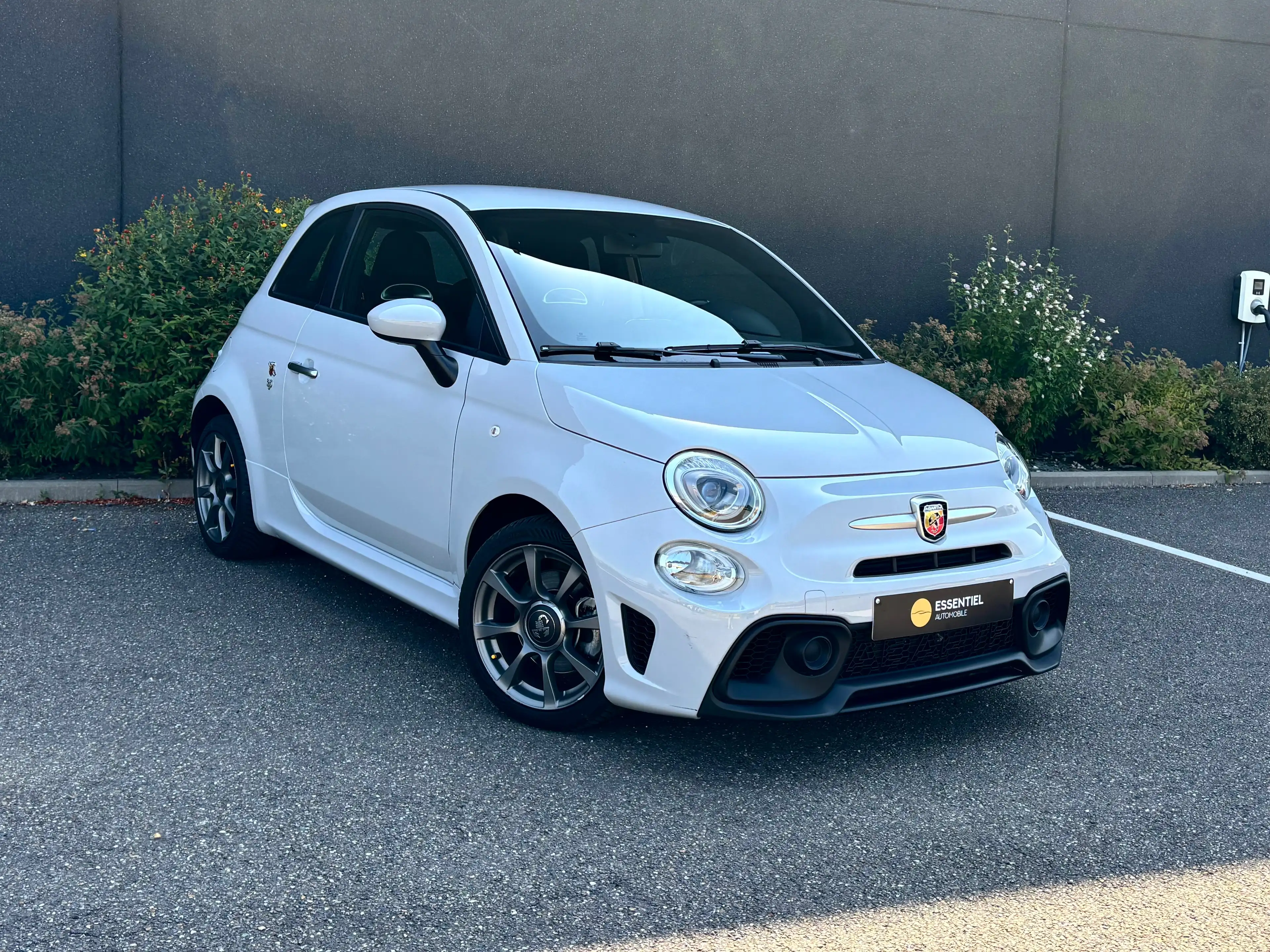 Abarth 595 595 1.4 JET - Jantes 16 - Climatisation - Sièges sport — photo 3
