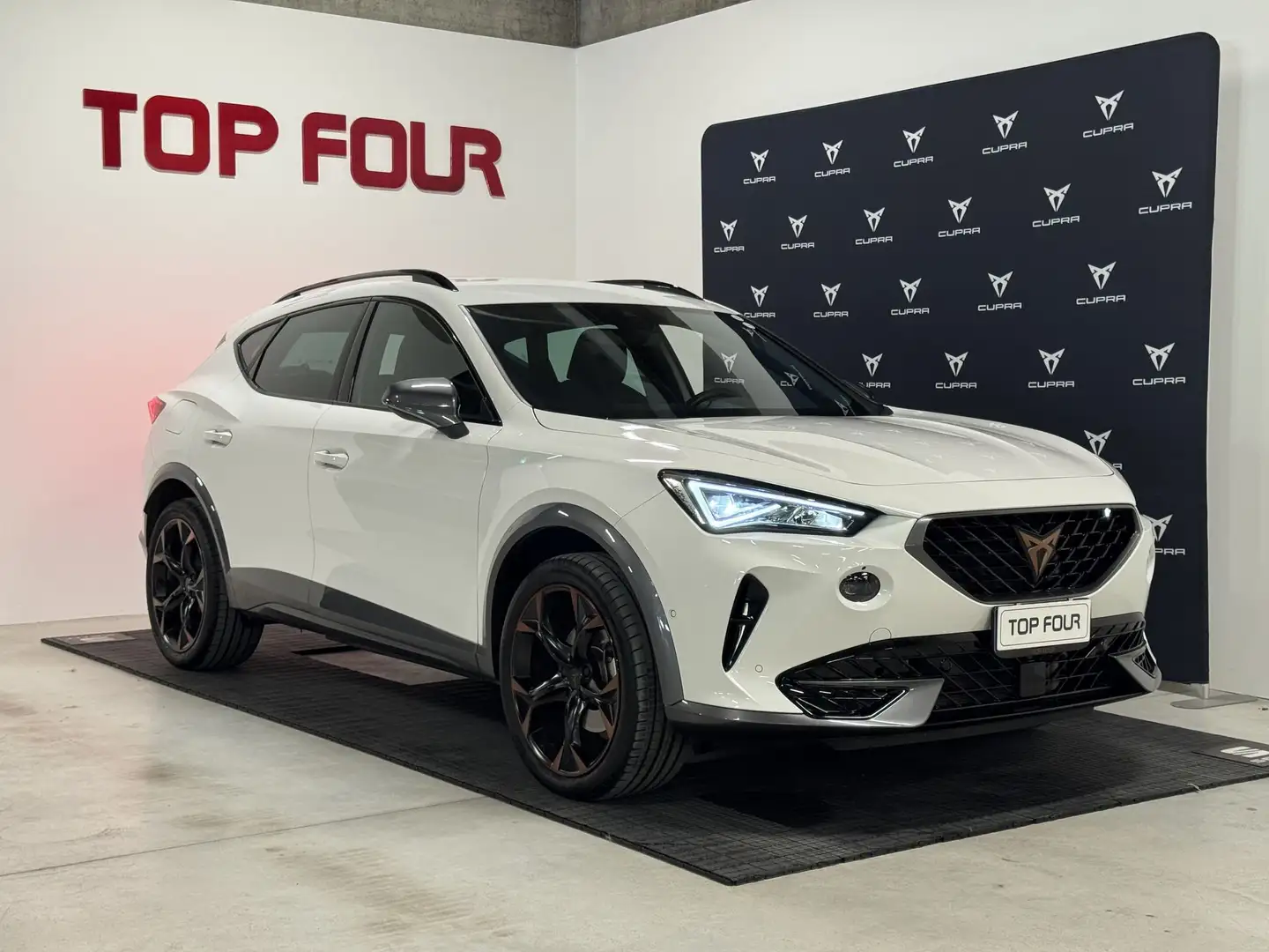 CUPRA Formentor Formentor 1.4 e-Hybrid DSG Blanc - 1