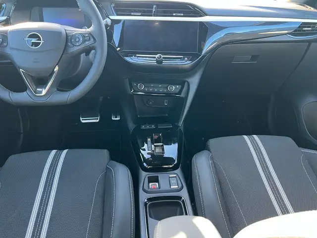 Opel Corsa view 9
