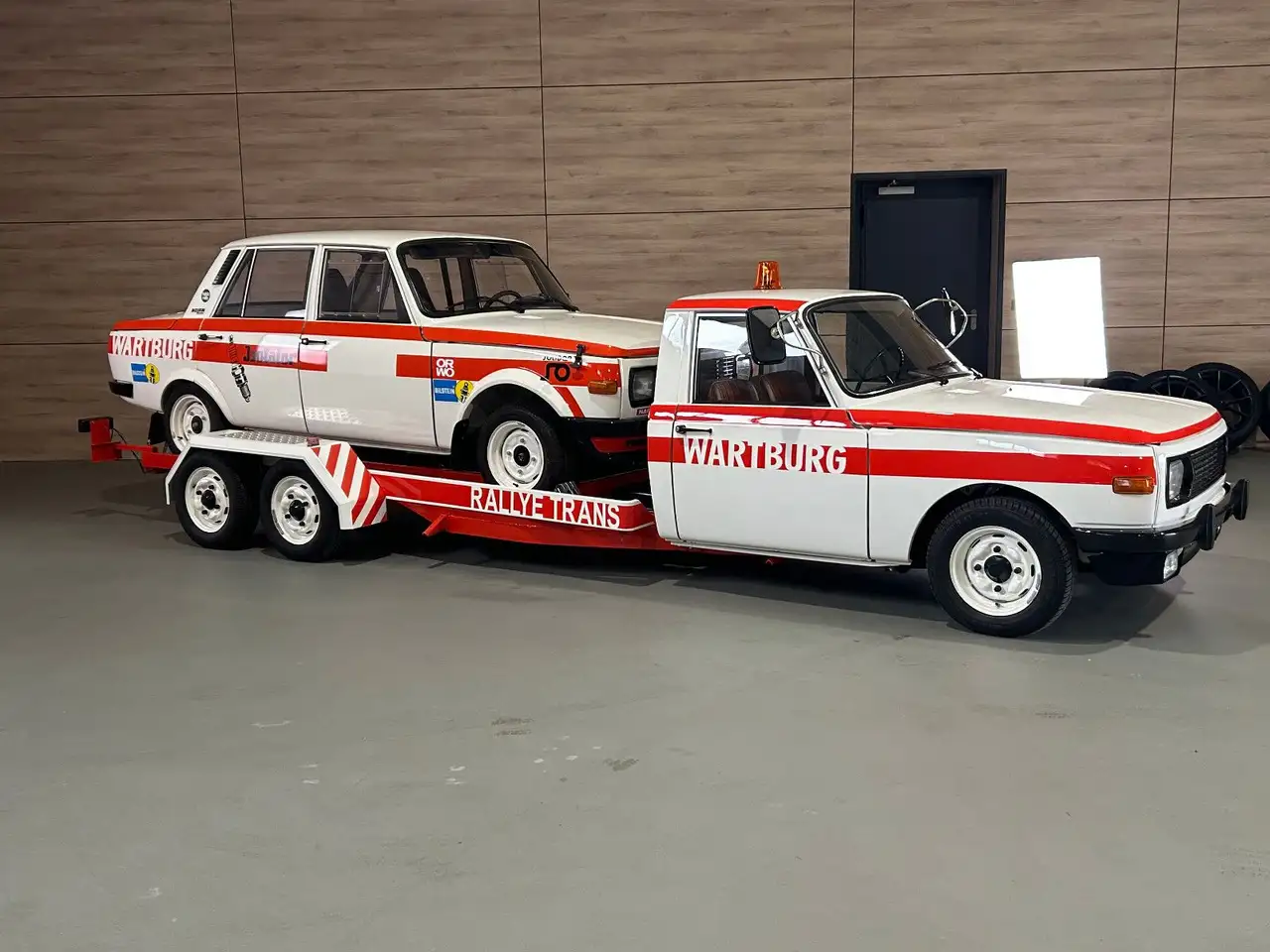 Wartburg 353 Rallye Trans mit 353 WR Rallyewagen, foto 5