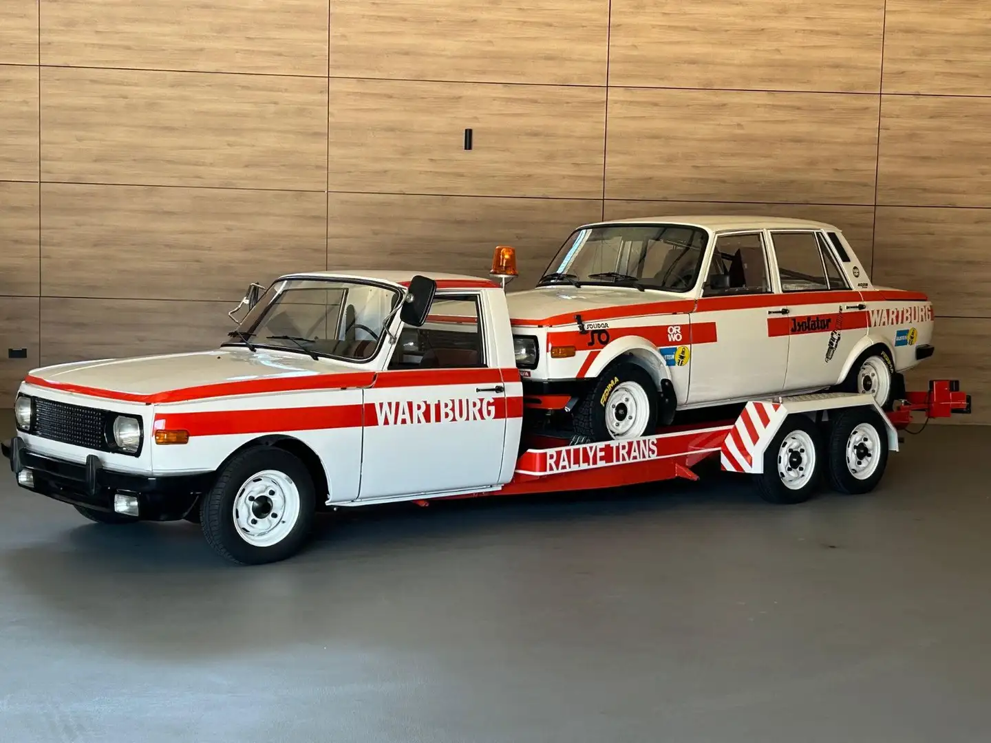 Wartburg 353 Rallye Trans mit 353 WR Rallyewagen Weiß - 1