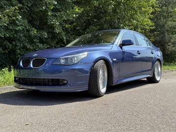 1 of 1 – Official Press Car 2005 #009