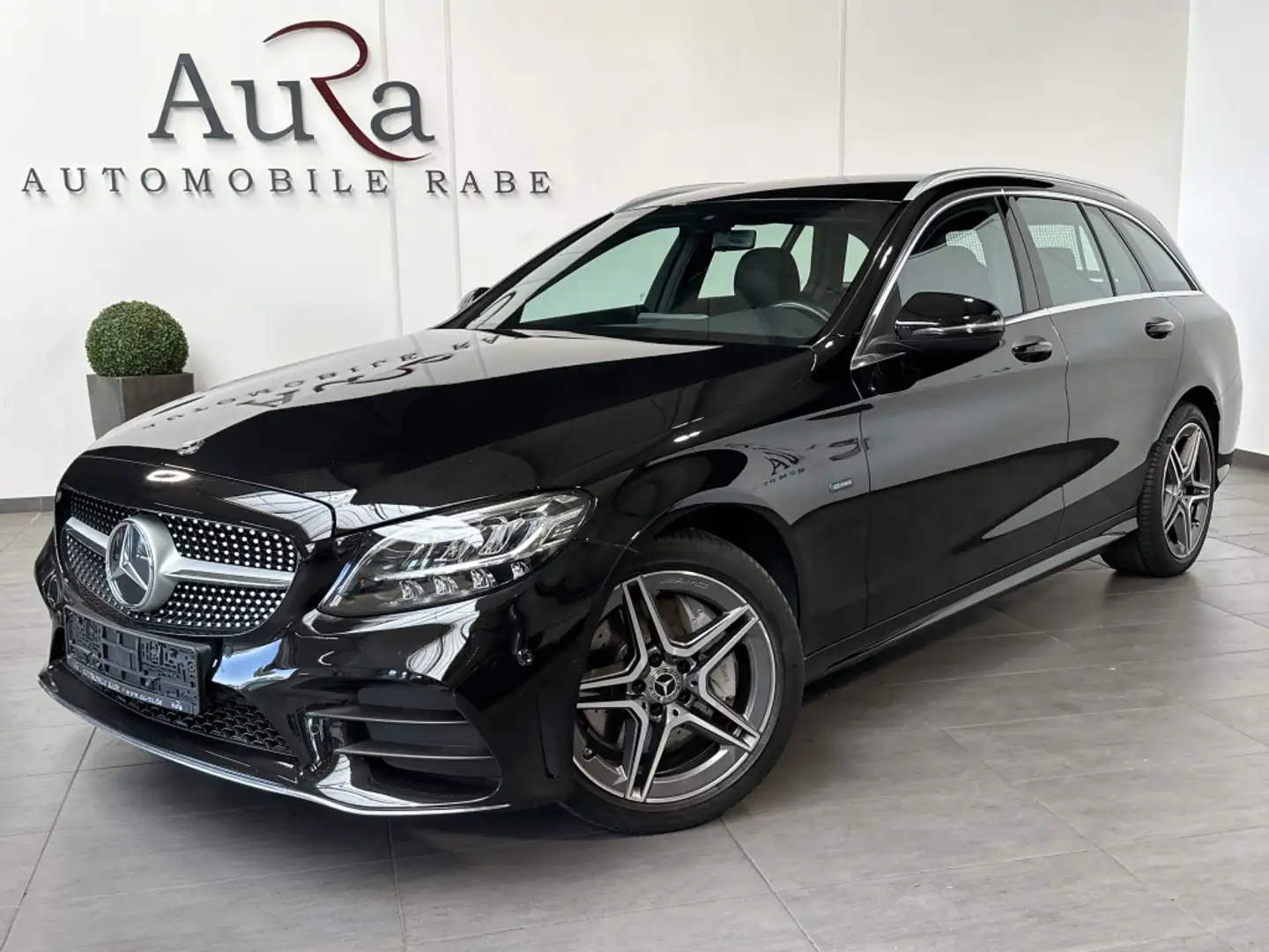 Mercedes-Benz C 300 T AMG-Line NAV+LED+VCOCKPIT+CARPLAY+1HD Schwarz - 1
