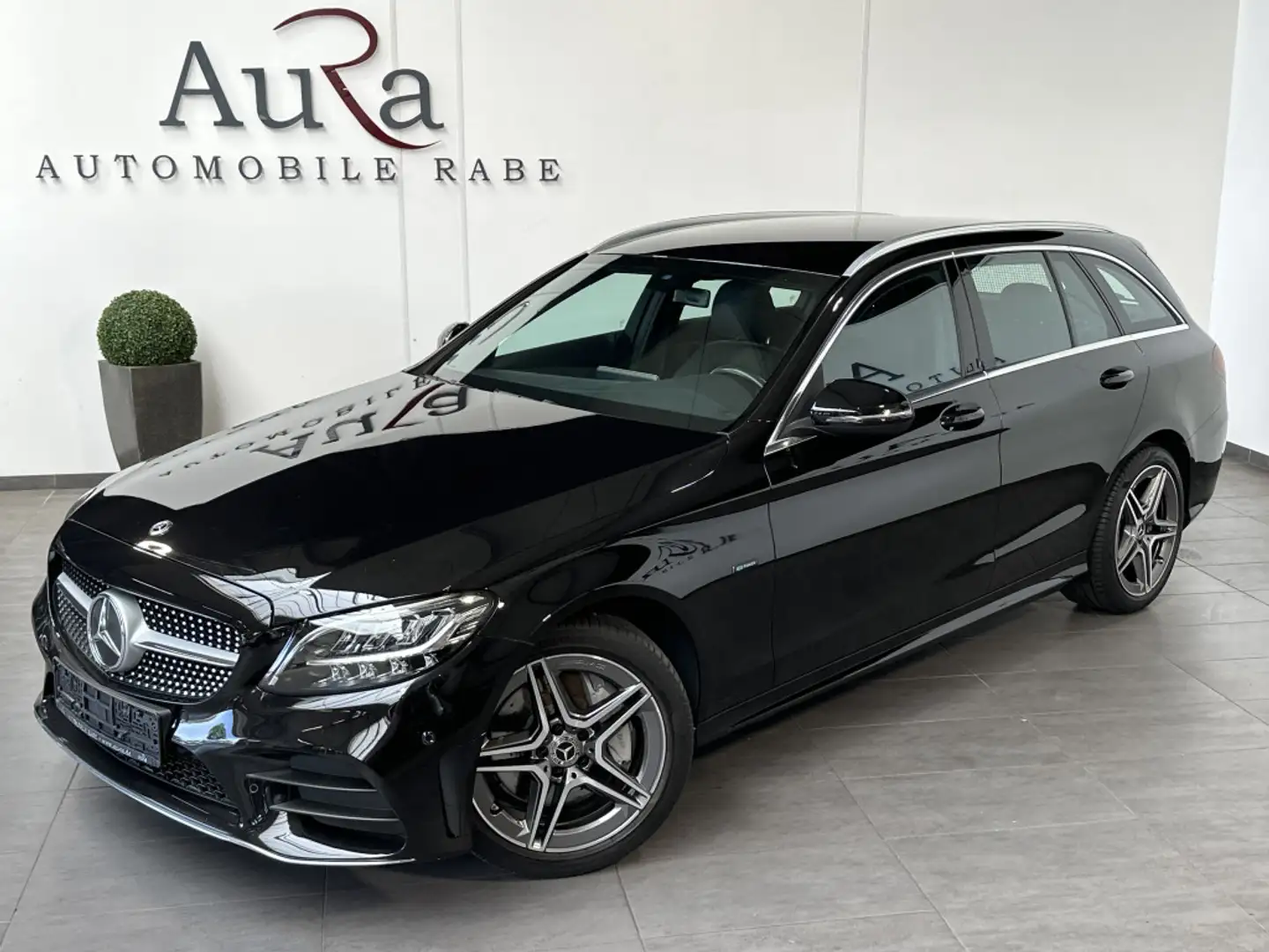 Mercedes-Benz C 300 T AMG-Line NAV+LED+VCOCKPIT+CARPLAY+1HD Schwarz - 2