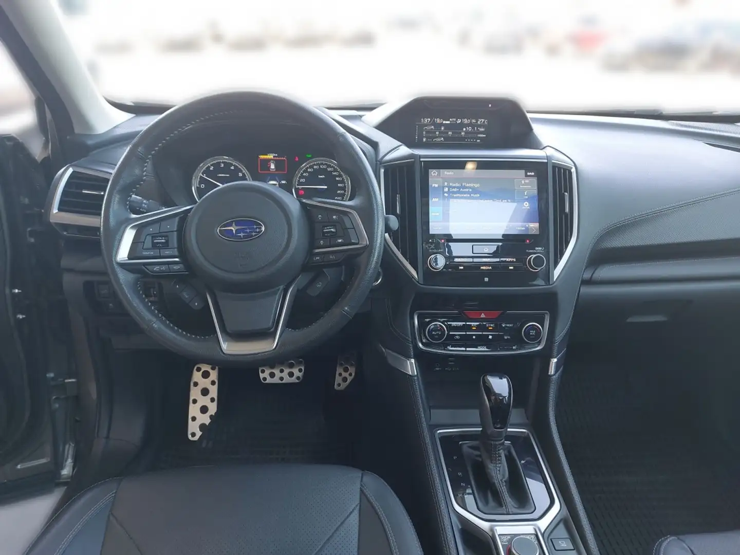 Subaru Forester 2.0i e-Boxer Premium AWD Aut. Hnědá - 2
