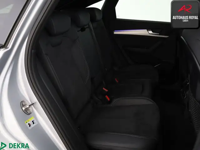 Audi Q5 view 13