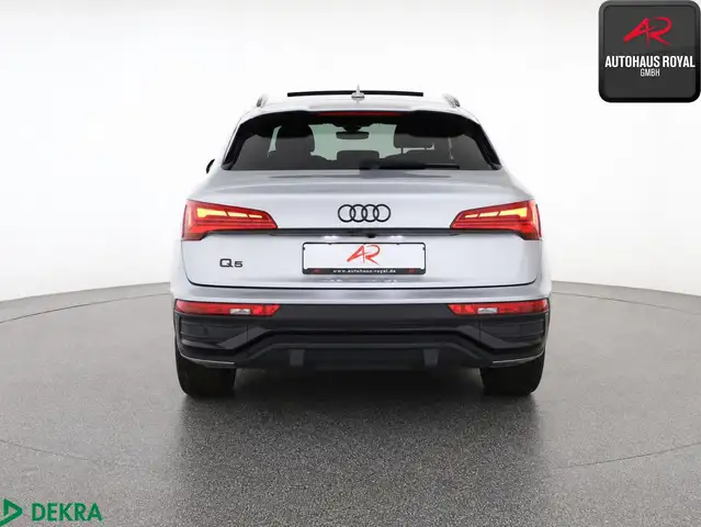Audi Q5 view 4