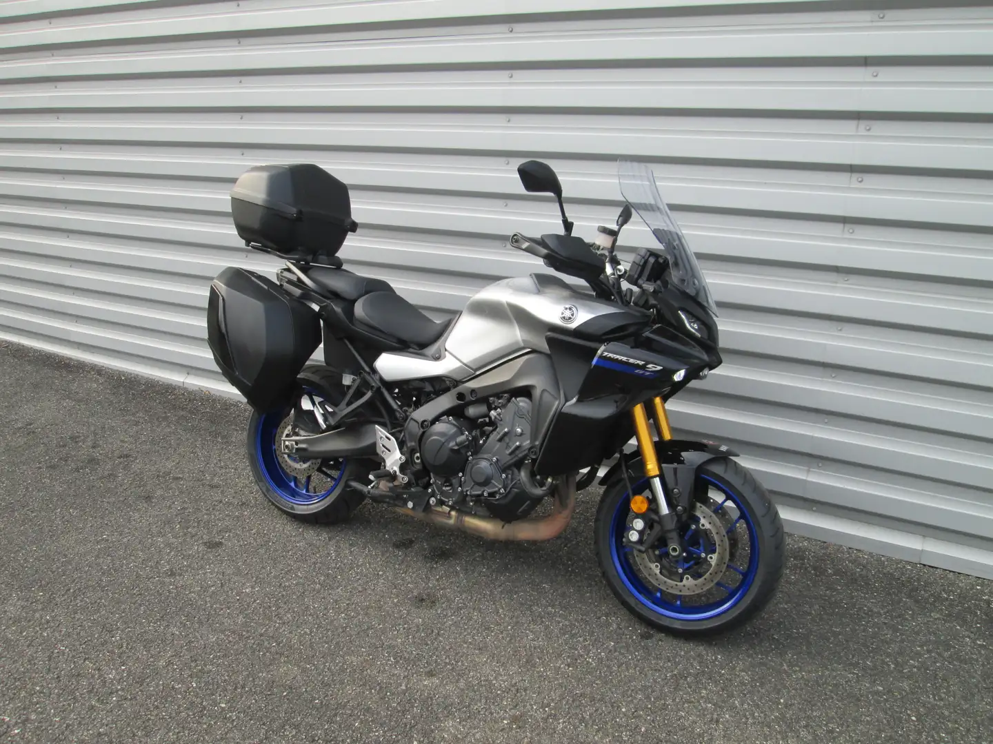 Yamaha Tracer 9 GT Grau - 1