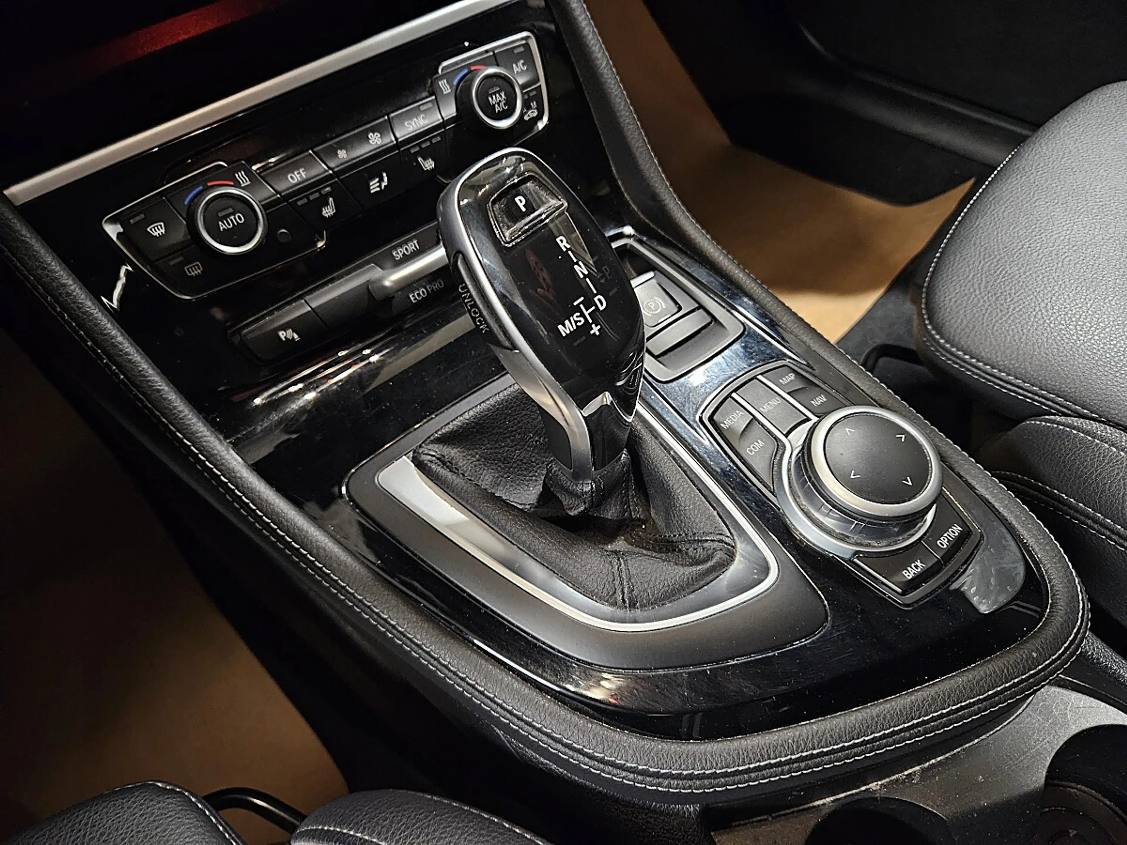 BMW 218 d Gran Tourer Sport Line Aut. — photo 14